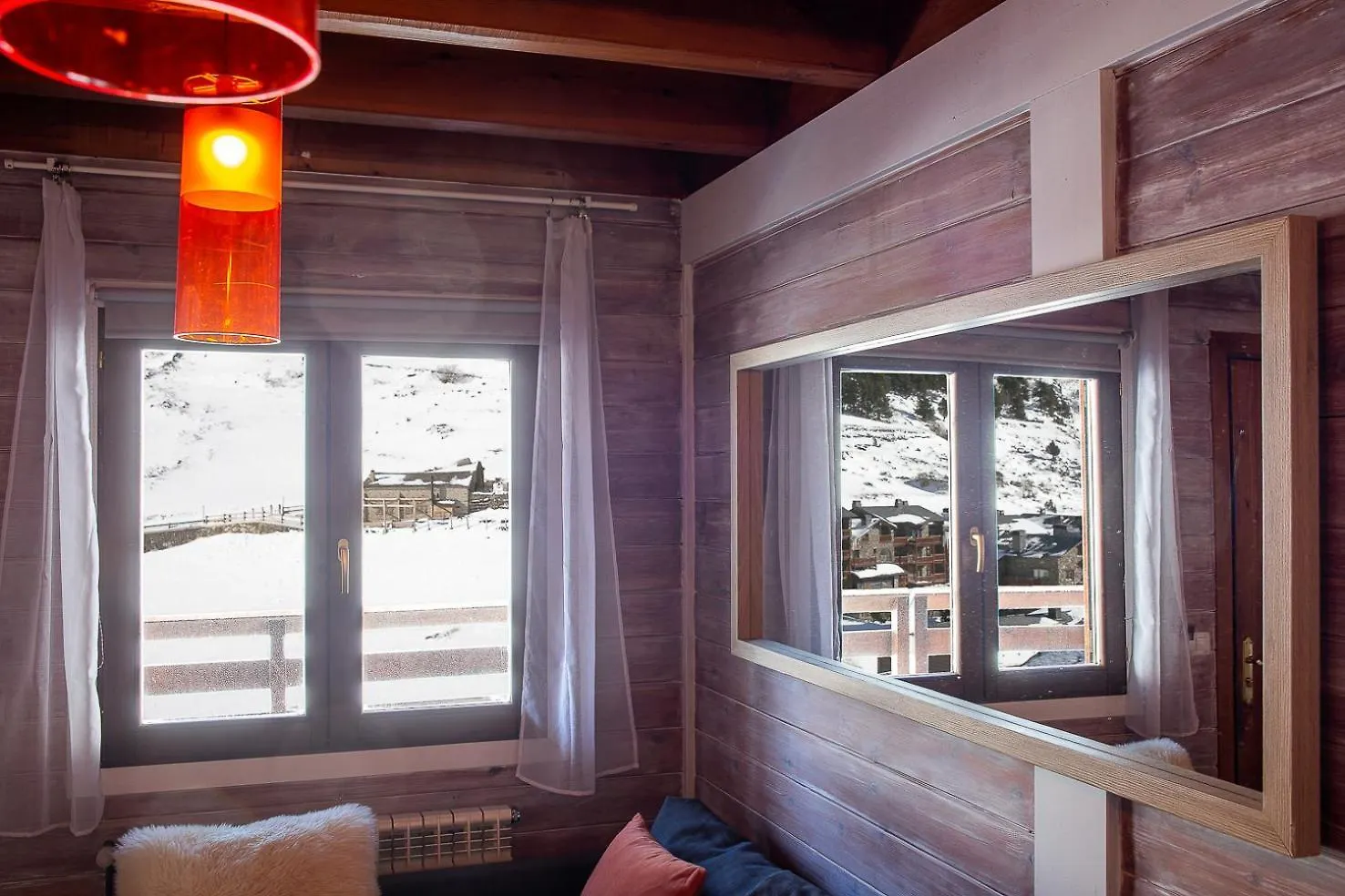 Cabana Junto Al Rio Y Montanas I Andbnb Canillo 0*,